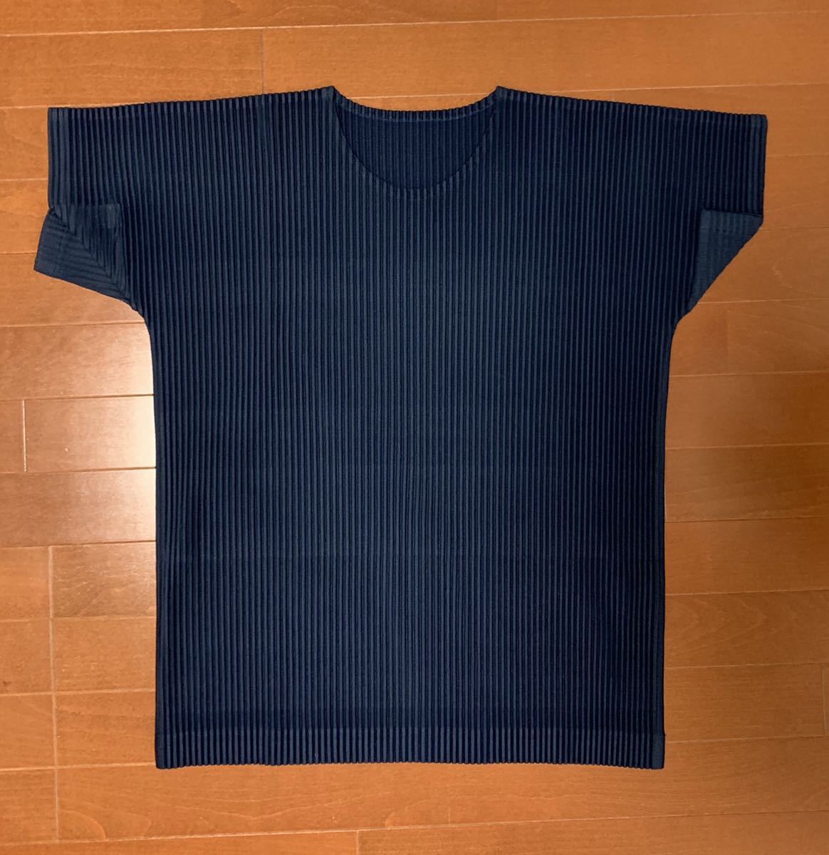 HOMME PLISSE ISSEY MIYAKE プリーツTシャツ ネイビー 【公式通販】