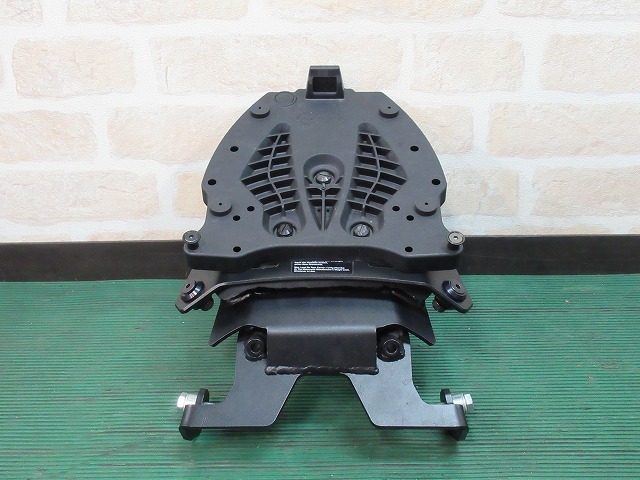 超人気商品 【MFD大阪店】ZX-14R SW-MOTECH リアキャリア 検索/GIVI