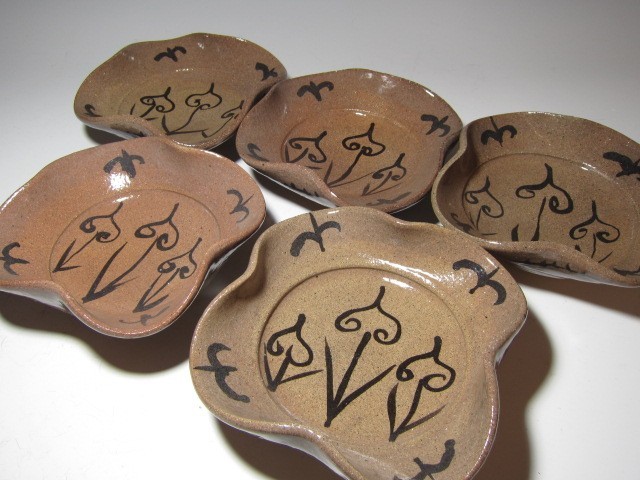 絵唐津草花文皿 西岡小十（造）共箱 5客 西岡小十