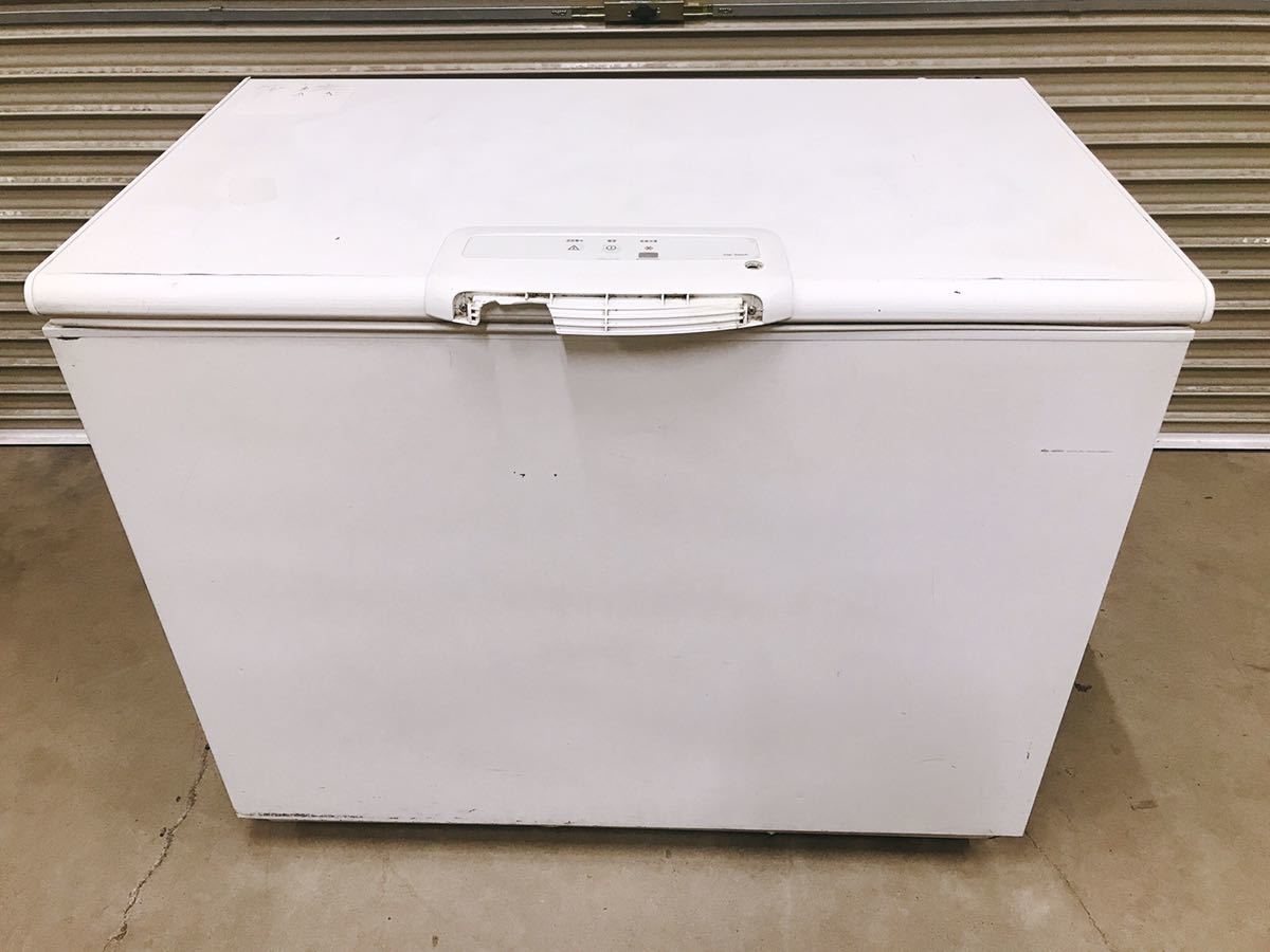 Electrolux エレクトロラックス 冷凍庫 冷凍ストッカー BNF3000 300L 業務用 …