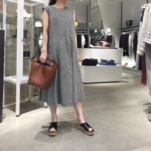 Enfoldエンフォルド18ssグレンチェックアシンメトリーワンピース38 ワンピース 売買されたオークション情報 Yahooの商品情報をアーカイブ公開 オークファン Aucfan Com
