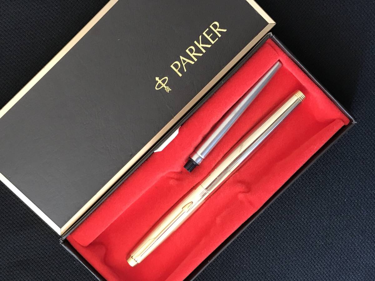 The Parker Duofold Centennial 万年筆とボールペンのセット