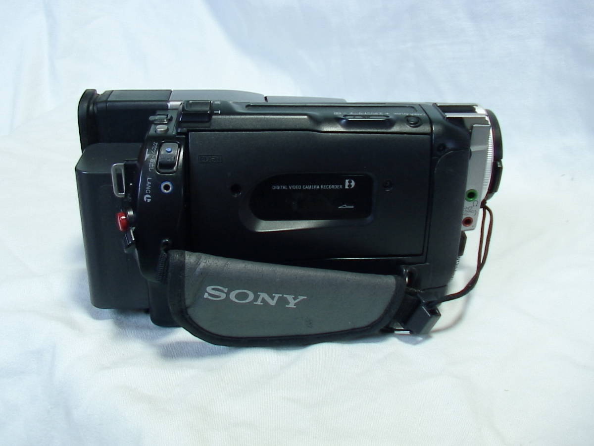 SONYデジタル8ビデオカメラTRV-310(動作品) SONY DCR-TRV310 Handycam