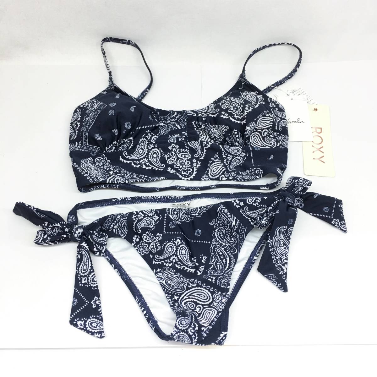 本物保証，正規品 タグ付き dazzlin ROXY コラボ 水着 ペイズリー柄 ビキニ Sサイズ ネイビー系 セットアップ 定価13000円税抜 20060501(ツーピース)｜売買されたオークション情報、yahooの商品情報をアーカイブ公開 - 女性用