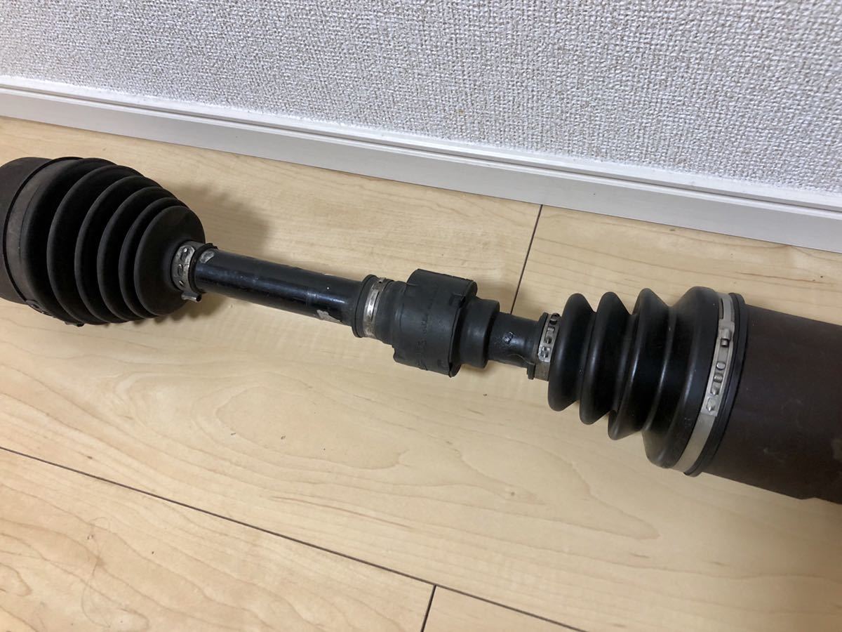 シビック FD2 左フロントドライブシャフト シビック FD2 TypeR フロントドライブシャフト 助手席側（左側） シビック