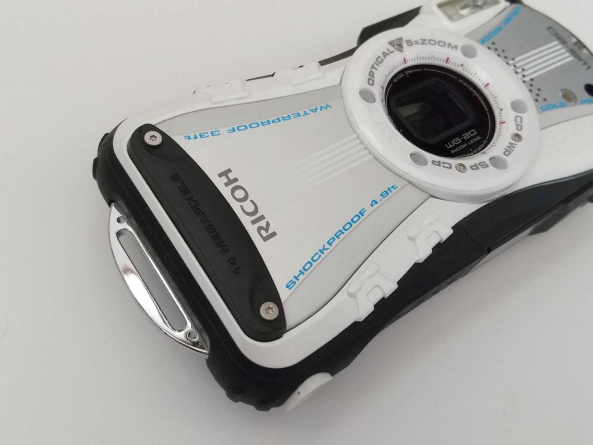 RICOH 美品 No004 WG-80 防塵 防水 デジタルカメラ WG-40wブルー 防水 