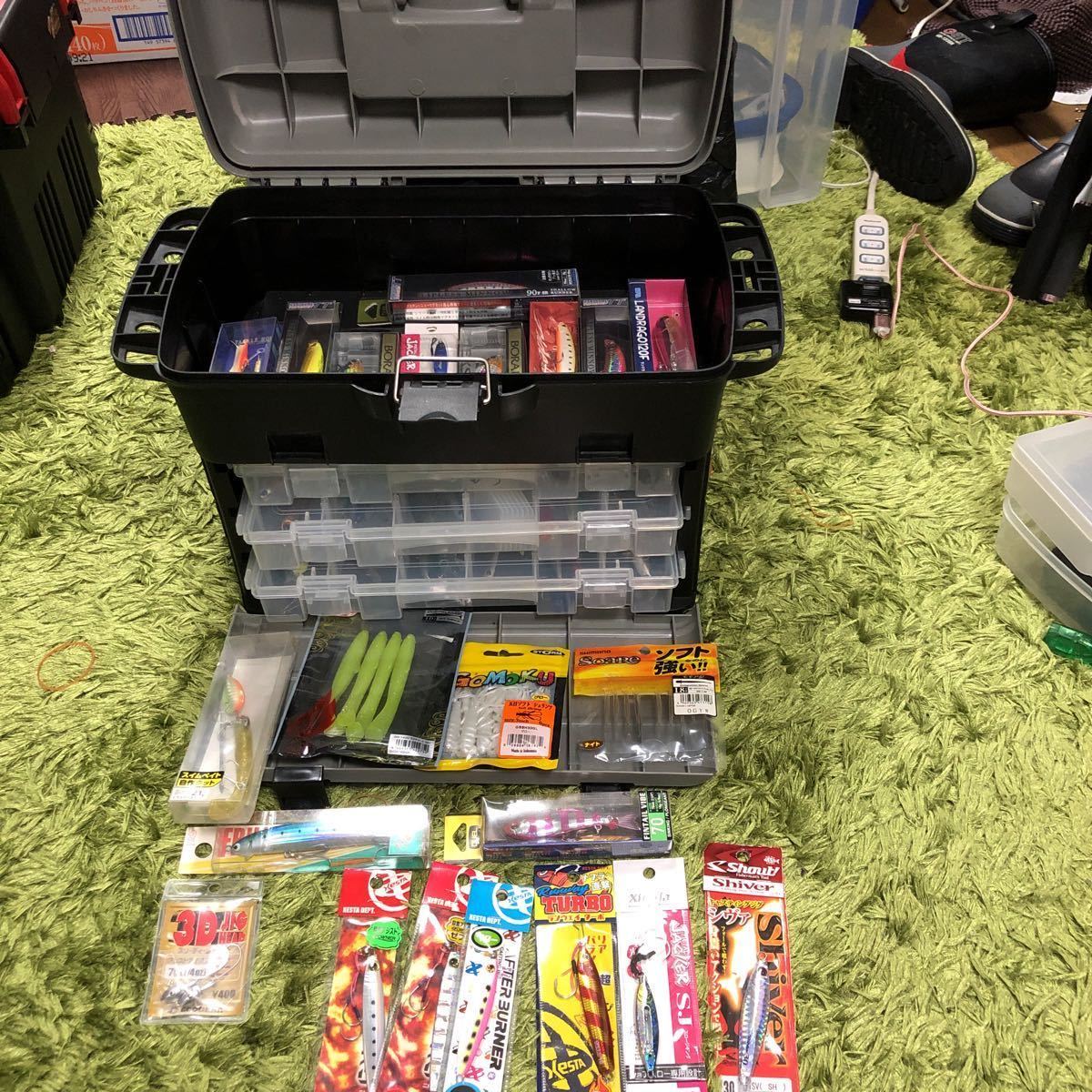 得価，HOT ソルト用ルアー 60個以上 主にシーバス ケース入り(ミノー)｜売買されたオークション情報、yahooの商品情報をアーカイブ公開 - オークファン 海水