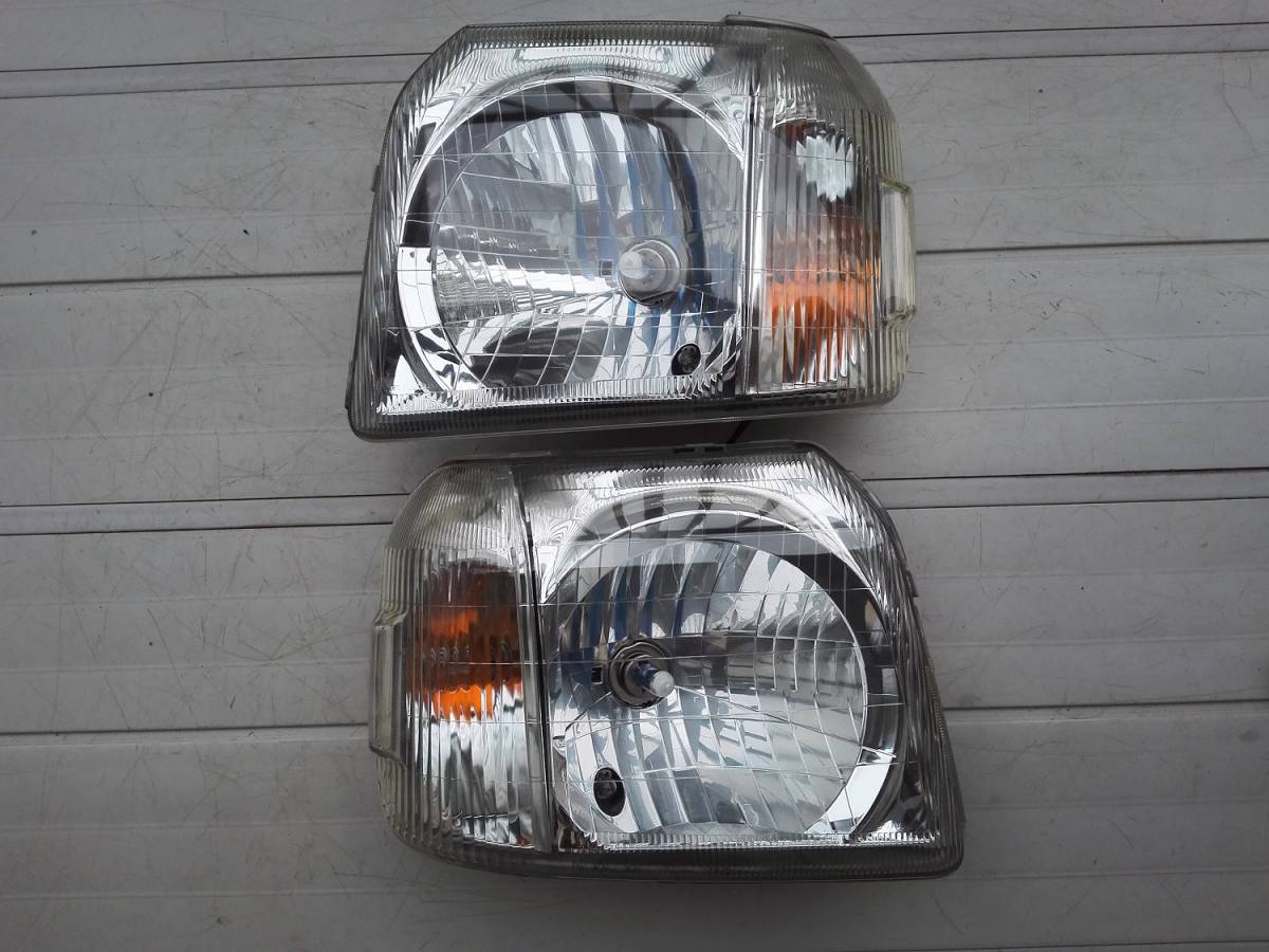 バモス HM1 HM2 アクティ HH5 ヘッドライト 左右 KOITO 100-22335