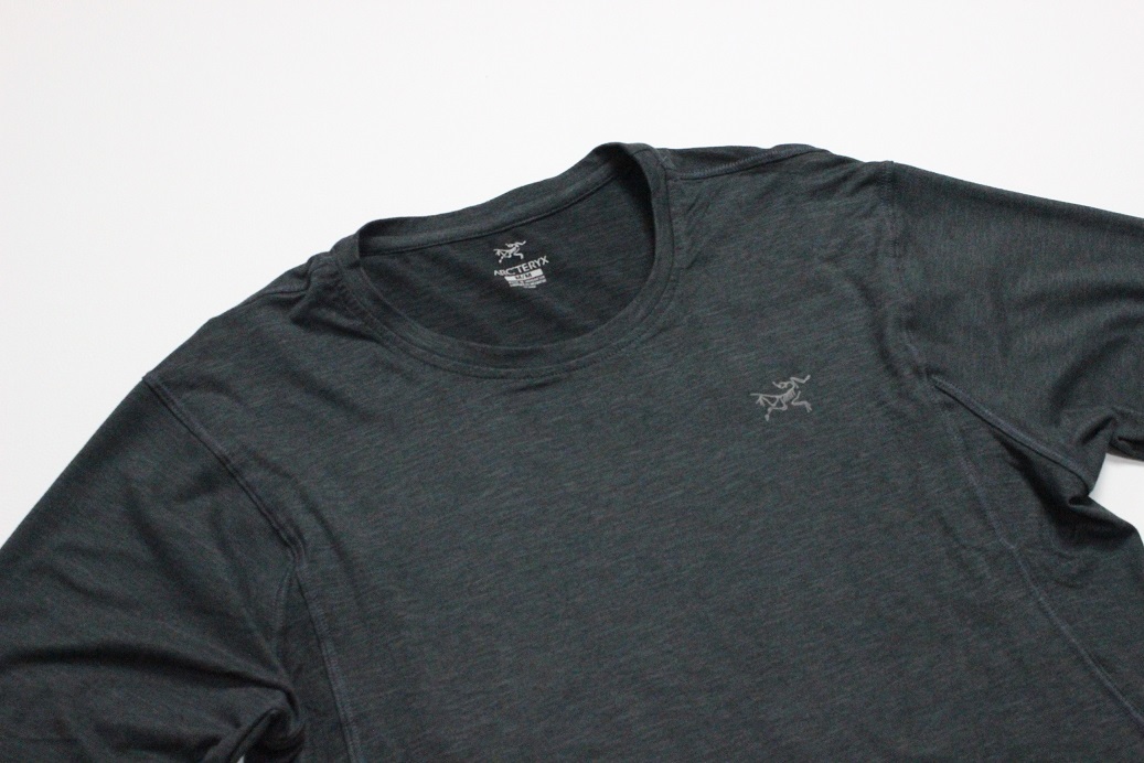  ARC'TERYX アークテリクス 4方向ストレッチ 長袖Tシャツ Mサイズ(Mサイズ)｜売買されたオークション情報、yahooの商品情報をアーカイブ公開 - オークファン 男性用
