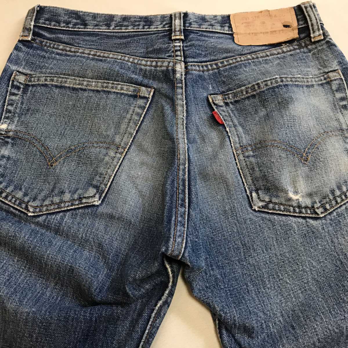60s LEVIS 505 BIGE ヴィンテージ オリジナル 検 リーバイス 501XX 551ZXX 501 502 606 66前期 50s 70s(W30)｜売買されたオークション情報、yahooの商品情報をアーカイブ公開 - オークファン