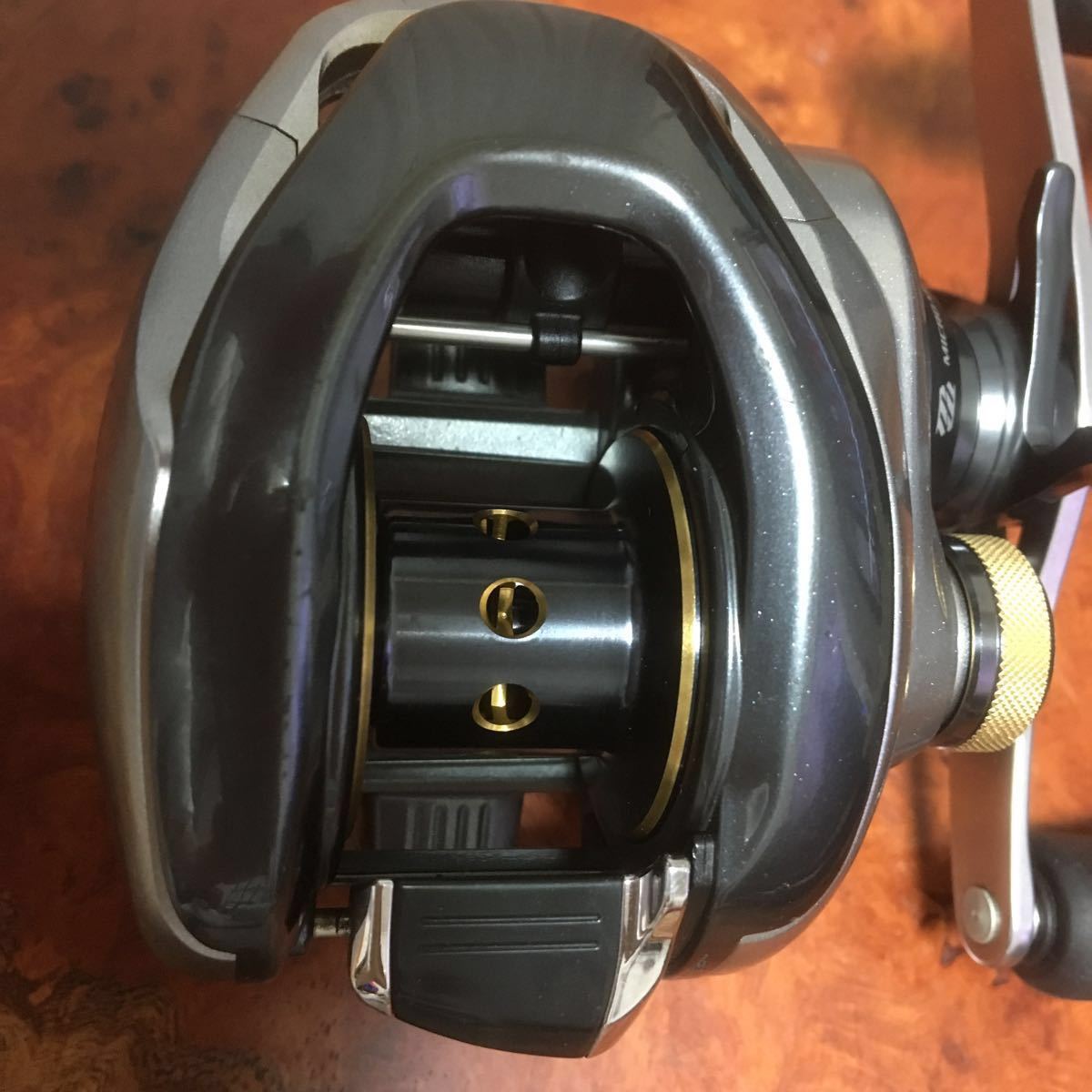 シマノ SHIMANO メタニウムXG 右　中古_2
