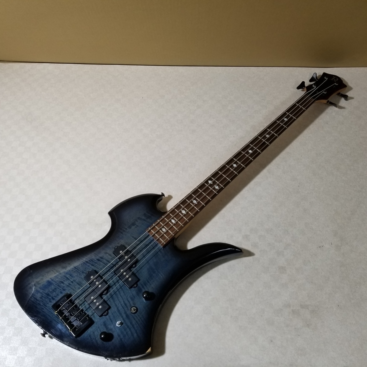 072D47□BC RICH モッキンバード エレキベース□ 072D47□BC 【公式通販】
