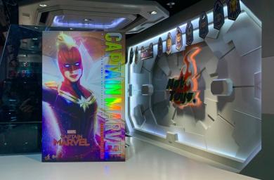 ホットトイズ Hot Captain Marvel Deluxe Sixth デラックス版 ムービー 