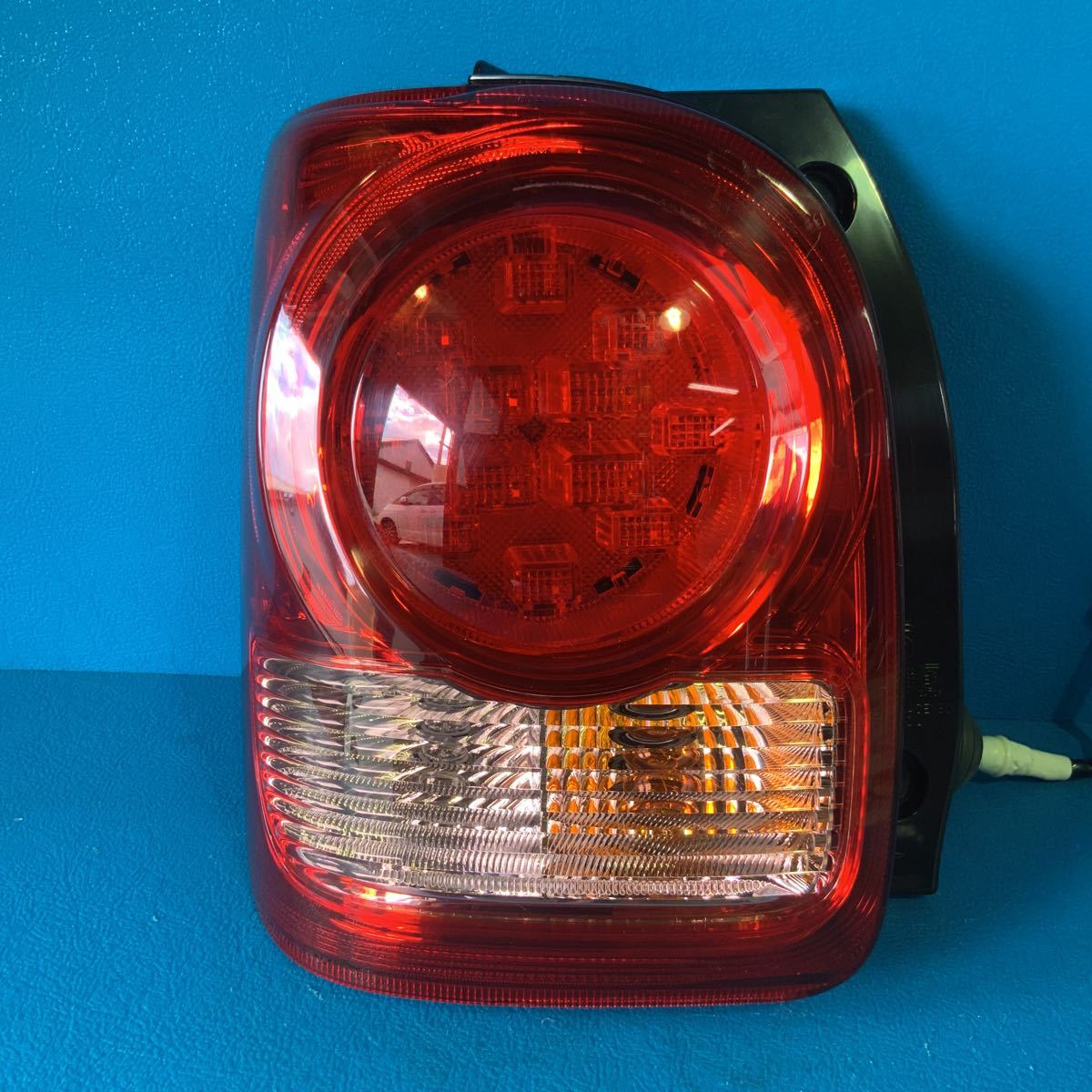ダイハツ ムーブキャンバス LED LA800S /LA810Sテールランプ テール