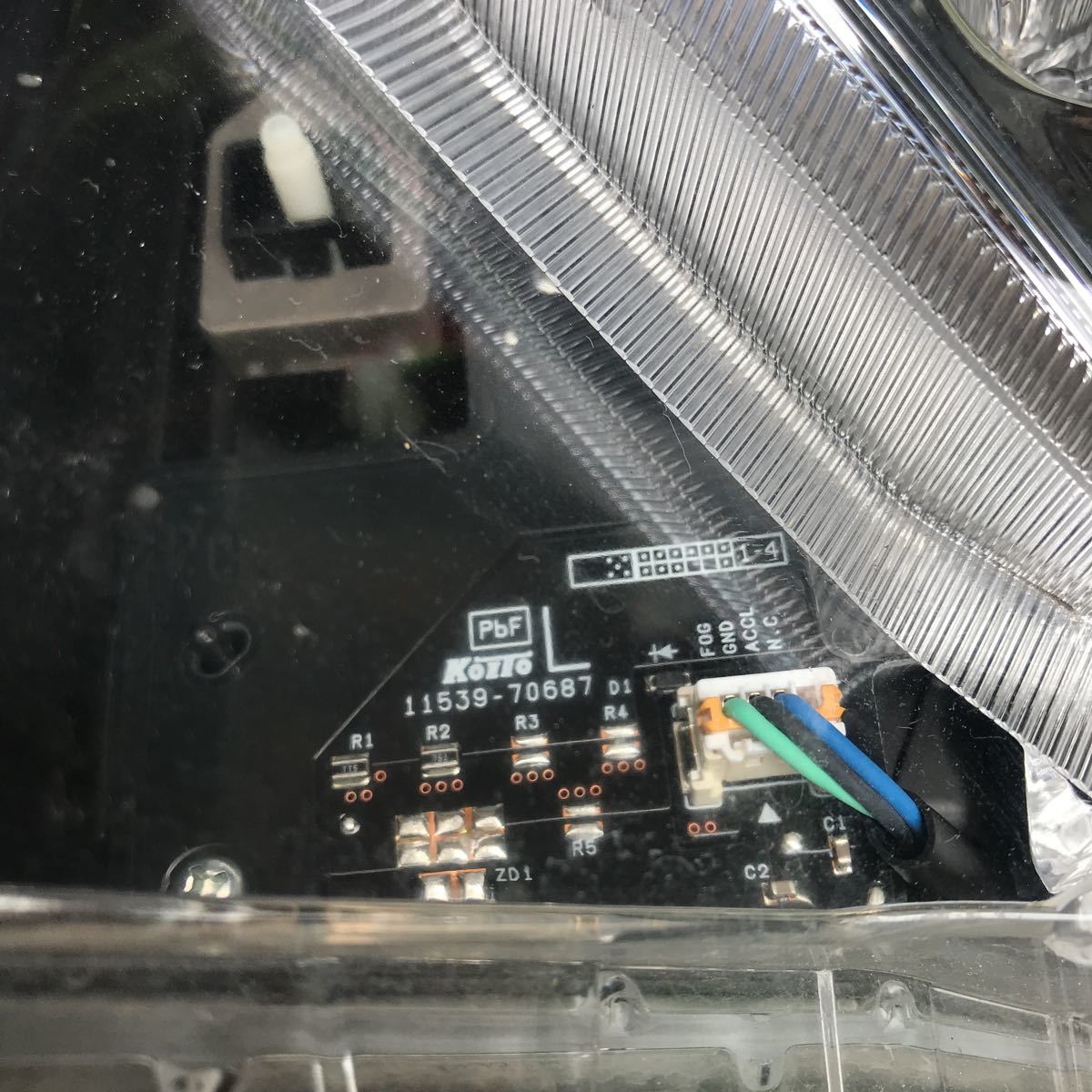プリウス ZVW50 前期 フォグランプ 左 左側 助手席 LED koito 47-83 