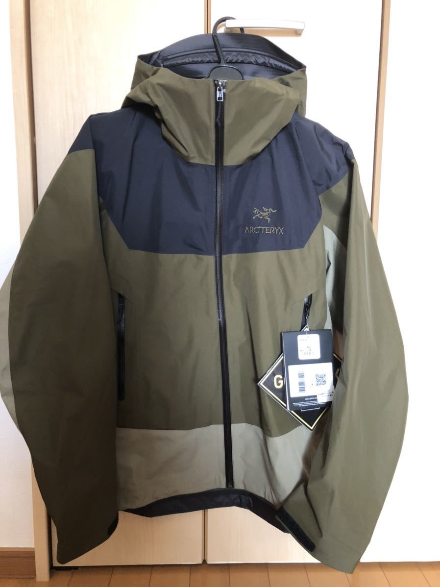 SL オッシュマンズ新宿店が20周年、ARC'TERYXなどの別注発売 ARC'TERYX アークテリクス BETA 本気の別注アイテムが勢揃い！ オッシュマンズ新宿店の20周年が オッシュマンズ新宿20周年、ザ・ノース・フェイスやアークテリクスなど ベータオッシュマンズ オッシュマンズ新宿店20周年記念 《ARC'TERYX》別注BETA x オッシュマンズ新宿店、祝20周年！完売必至のマストバイ別注アイテムが JACKET OSHMAN'S 日（土）グランド