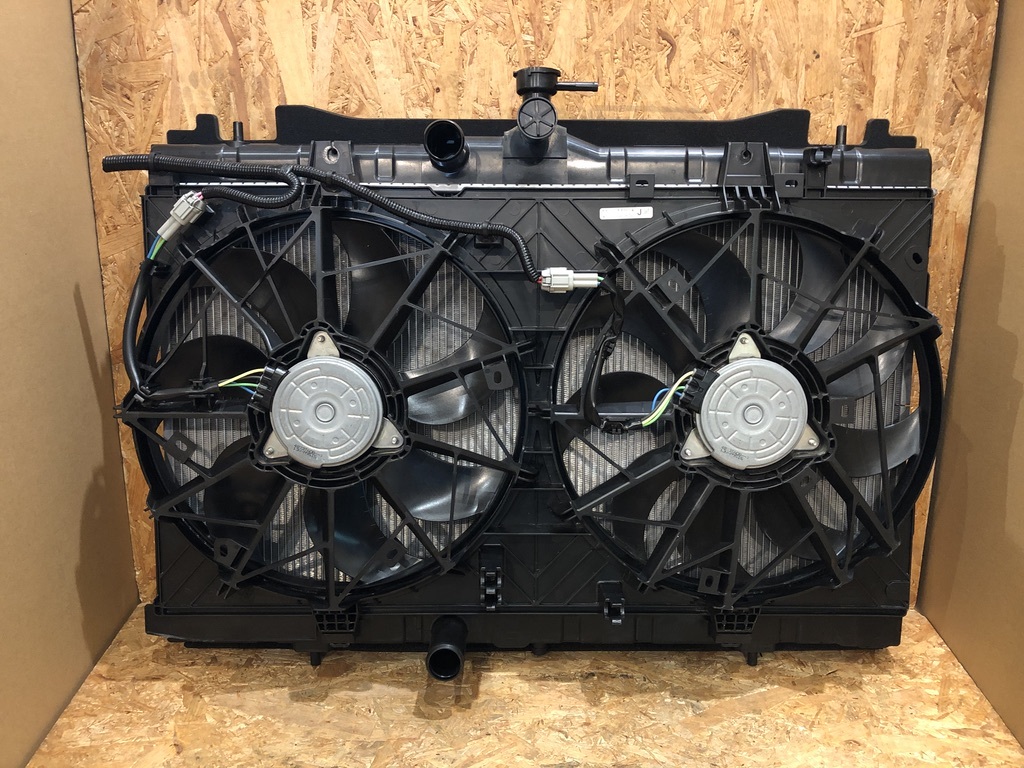 限定セール，大人気 セレナ C27 GNC27 ラジエーター 下タンク社外 交換品 ＆電動ファンシュラウドセット 税込(ラジエーター)｜売買されたオークション情報、yahooの商品情報をアーカイブ公開 - オークファン 日産用