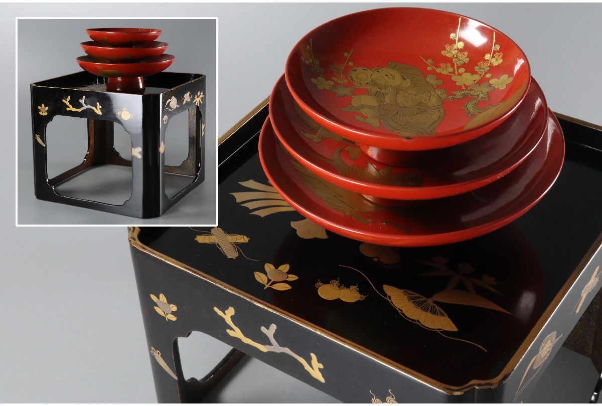 極美品 本輪島塗 朱塗金蒔絵 松竹梅 懐石道具 酒器揃 共箱付 天然木 茶道具 URA]極上/朱塗金蒔絵松竹梅七福神宝文三ツ組盃/漆塗金蒔絵宝尽文盃台/4