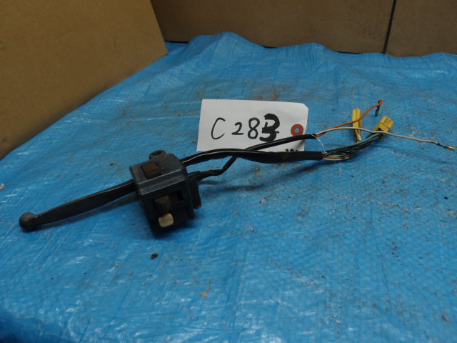 カーナ５０Ｆ３ スズキ ハンドルスイッチ 左 長期保管車両１台解体部品多数出品 彡(スズキ用)｜売買されたオークション情報、yahooの商品情報をアーカイブ公開 - オークファン オートバイメーカー別