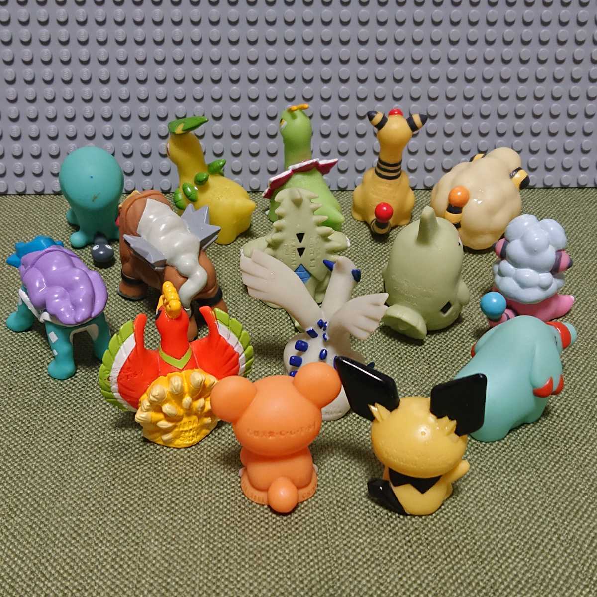 ポケモンキッズ 金銀 15種 ホウオウ ルギア スイクン エンテイ