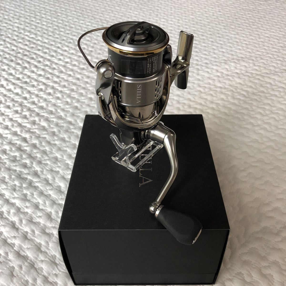 HOT，品質保証】 【極美品】シマノ 18ステラ 2500SHG 傷なし 機関良好