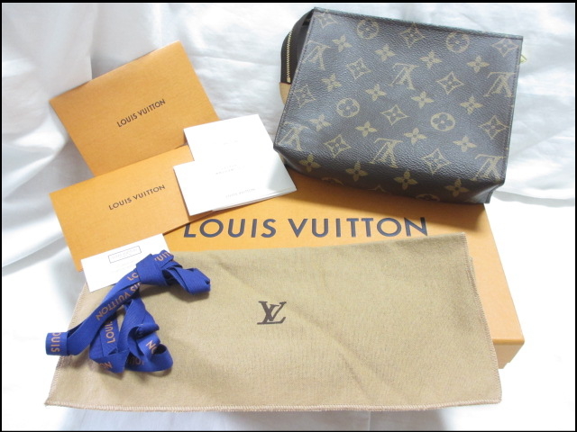 ☆ LOUIS VUITTON ルイ ヴィトン モノグラム セカンドバッグ ポッシュ