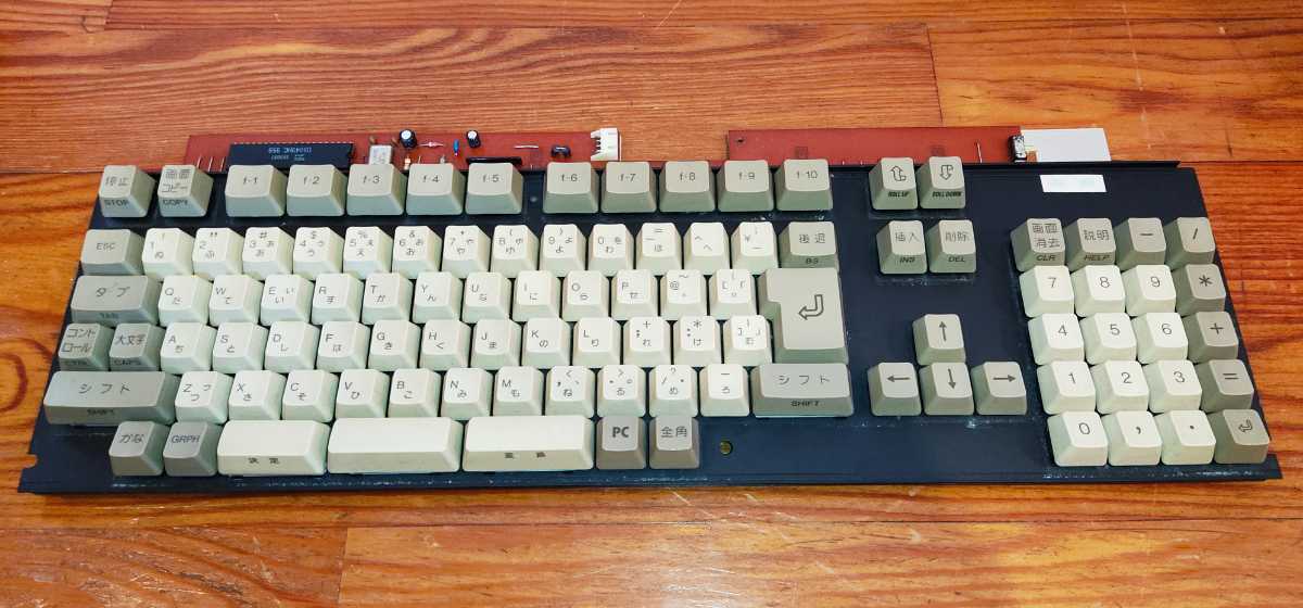 貴重 中古美品 動作確認済 PC-8801用 キーボード