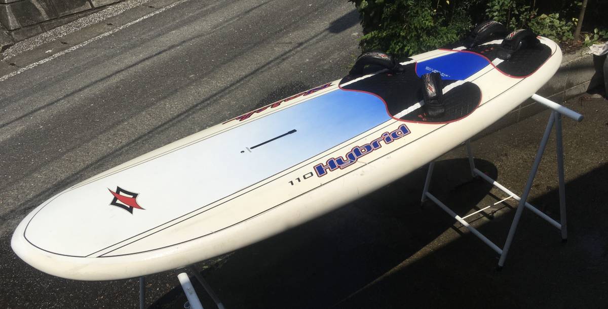 ウィンドサーフィン スラローム ボード Naish Hawaii Hibrid 110 全長