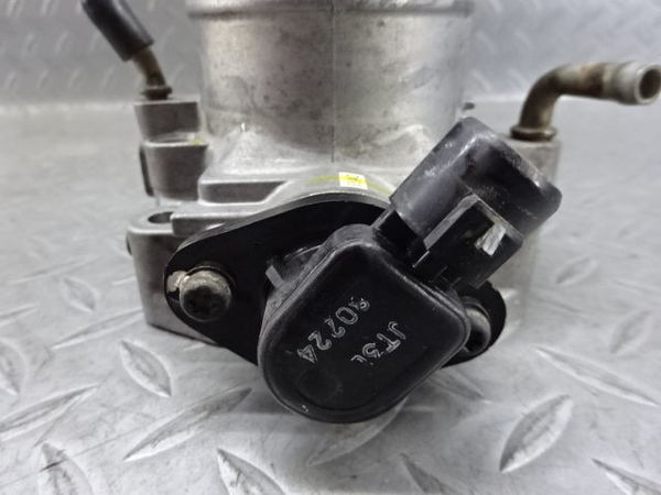 ホンダ　インテグラタイプR　DC2 スロットル ホンダ純正 DC2 インテグラ タイプR B18C スロットルボディー