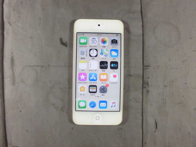 世界有名な 『第6世代』 『16GB』 iPod touch MKH02J/A