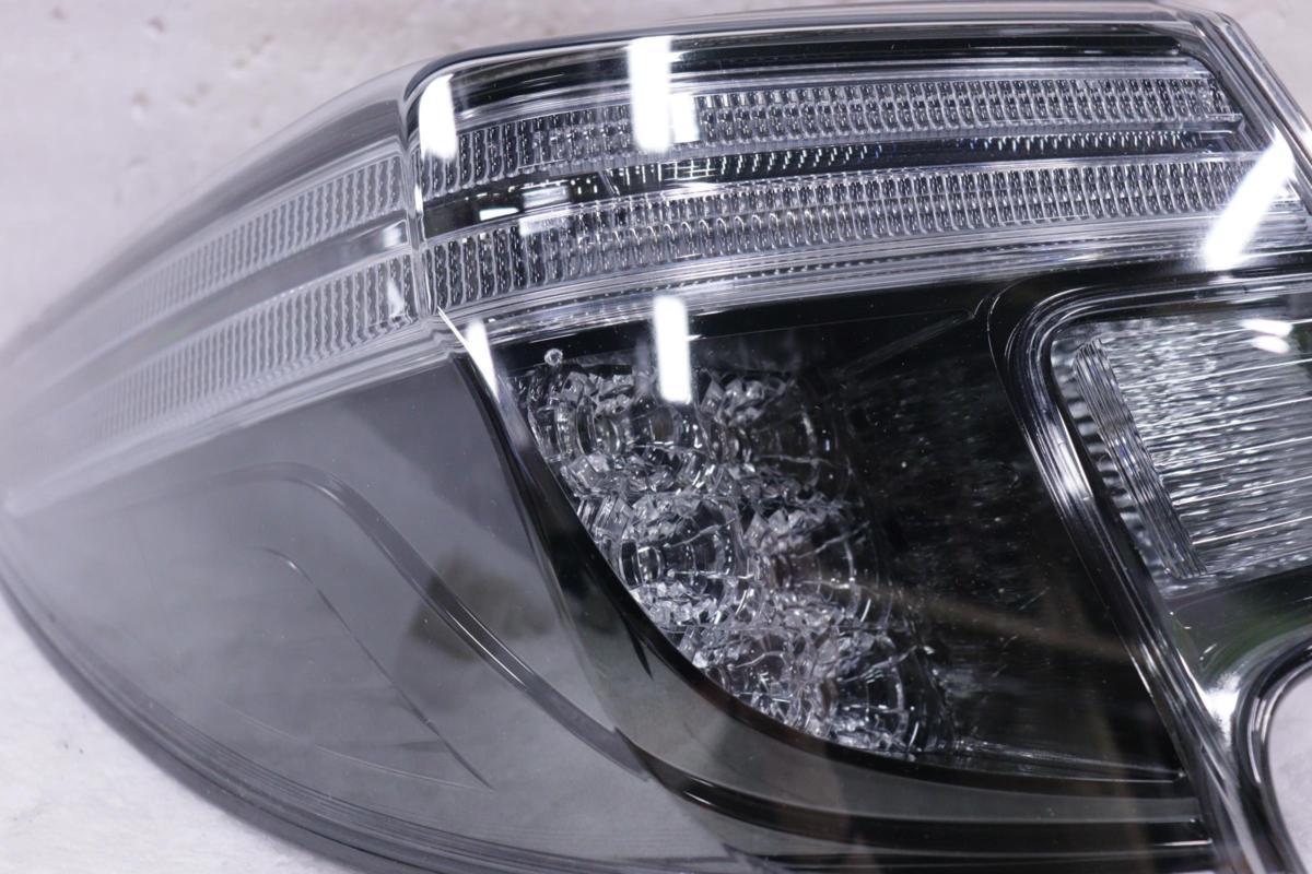 209-1194-1★中期 G'S★後期 LED GRX130 マークX 左テールライト★KOITO 22-360 打刻 8 ユニット GRX133 GRX135 トヨタ 純正 (YM)