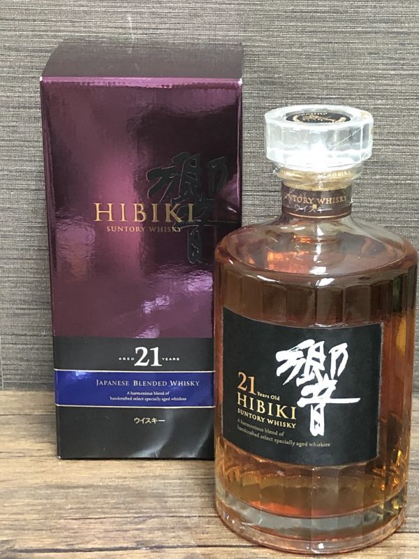 大好評発売中 SUNTORY サントリー 響 21年 700ml 43% ウイスキー 未開