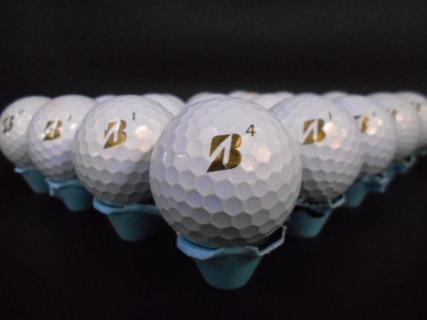人気セール，人気 BR2352 BRIDGESTONE JGR プレミアムホワイト ブリヂストン 20球 ロストボール(20個～)｜売買されたオークション情報、yahooの商品情報をアーカイブ公開 - オークファン ボール