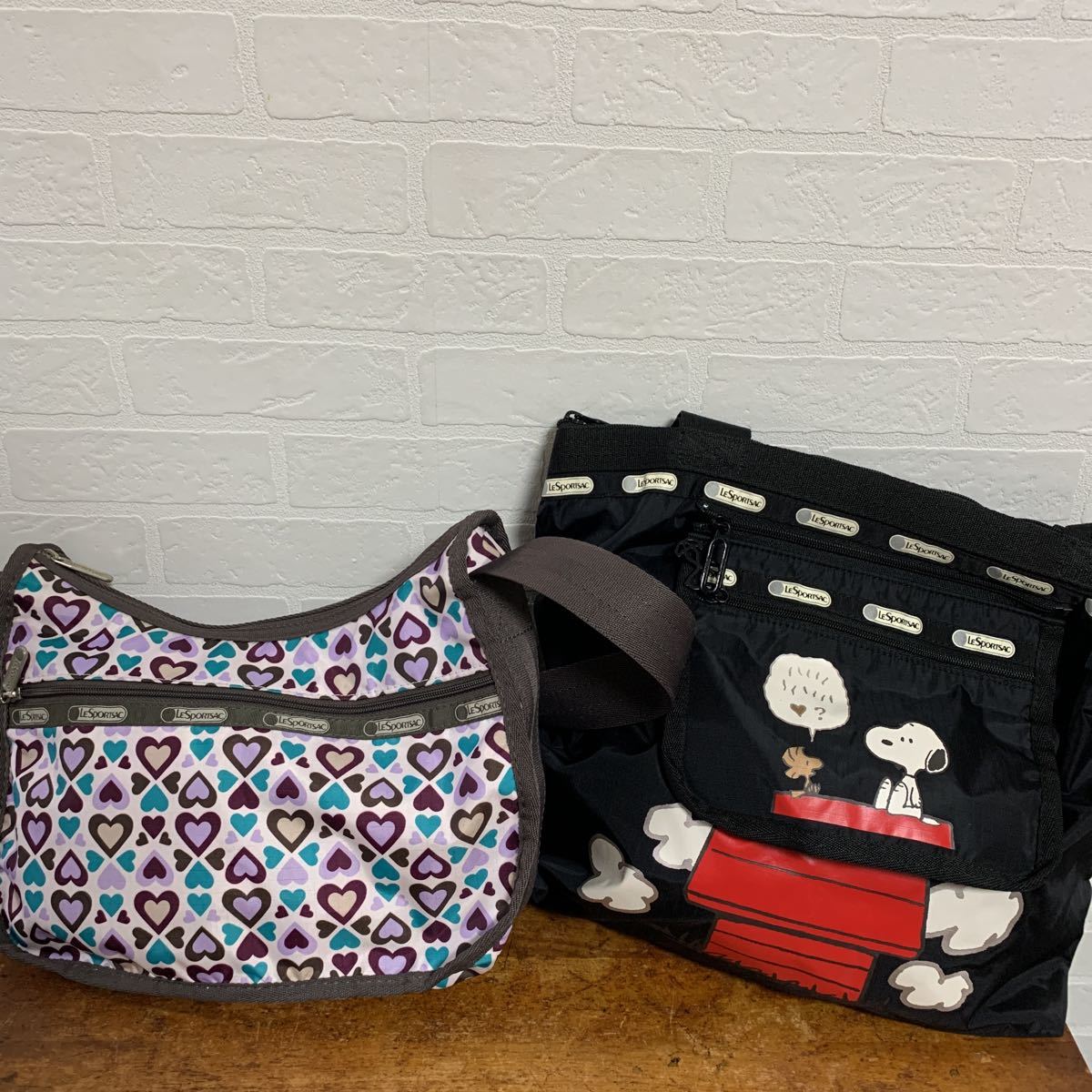 人気セール，HOT 998 2点セット LeSportsac レスポートサック ショルダーバッグ ハンドバッグ トートバック スヌーピー レディース ブラック(ショルダーバッグ)｜売買されたオークション情報、yahooの商品情報を かばん、バッグ