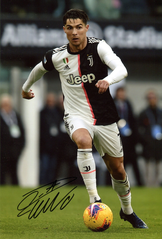  クリスティアーノ ロナウド ユベントス 直筆サインフォト/写真 サッカー Cristiano Ronaldo(サイン)｜売買されたオークション情報、yahooの商品情報をアーカイブ公開 - オークファン サイン