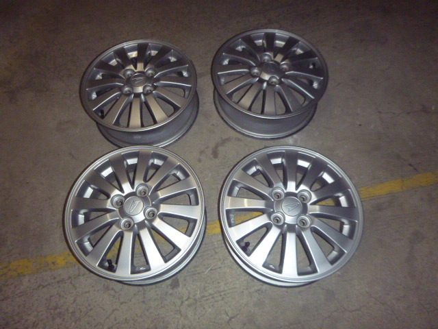 ダイハツ純正 アルミホイール 14インチ 4本セット スタッドレスタイヤ