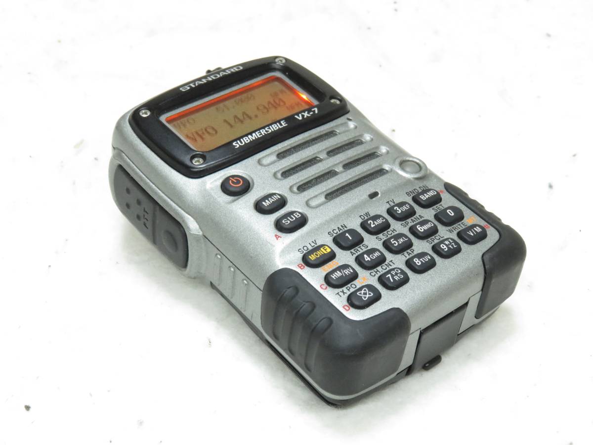 VX-7 トリプルバンド トランシーバー YAESU VX-7 50/144/430 トリプルバンド 50MHzAM運用可能 5W ハンディ