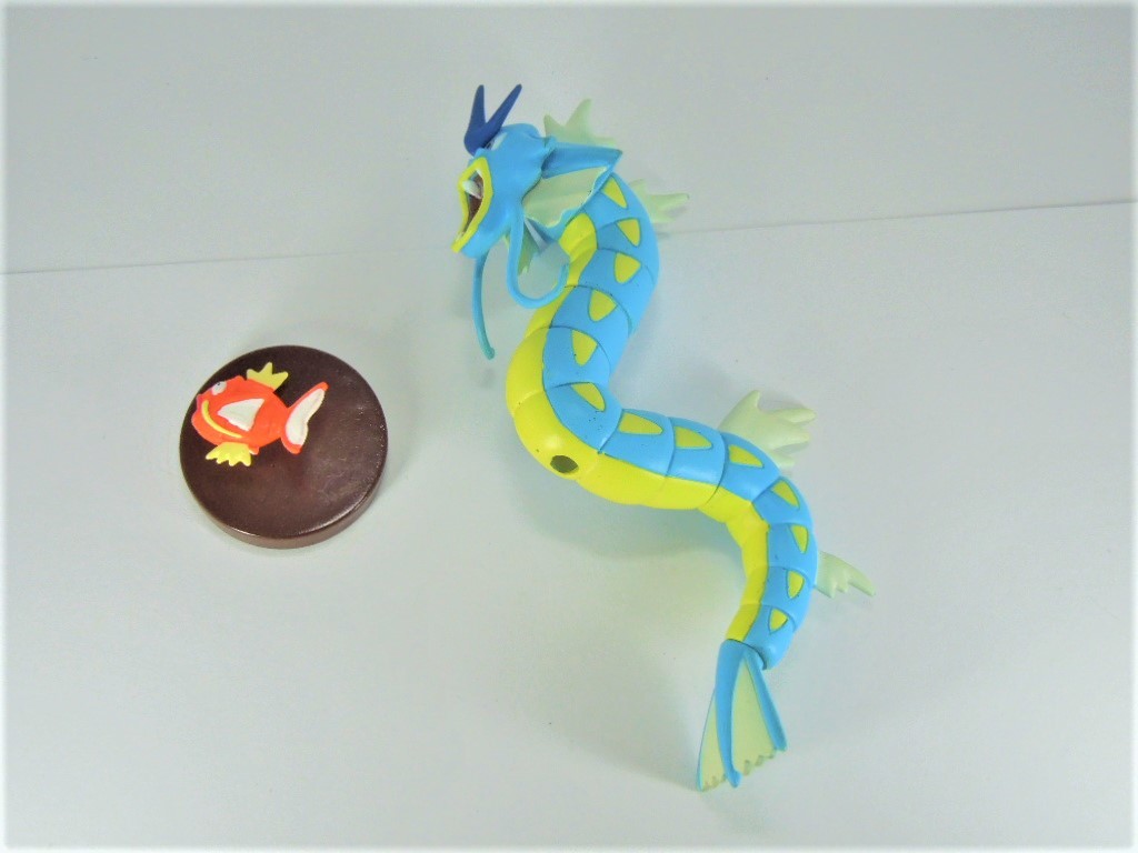 ポケモン コイキング ギャラドス フィギュア 立体ポケモン図鑑