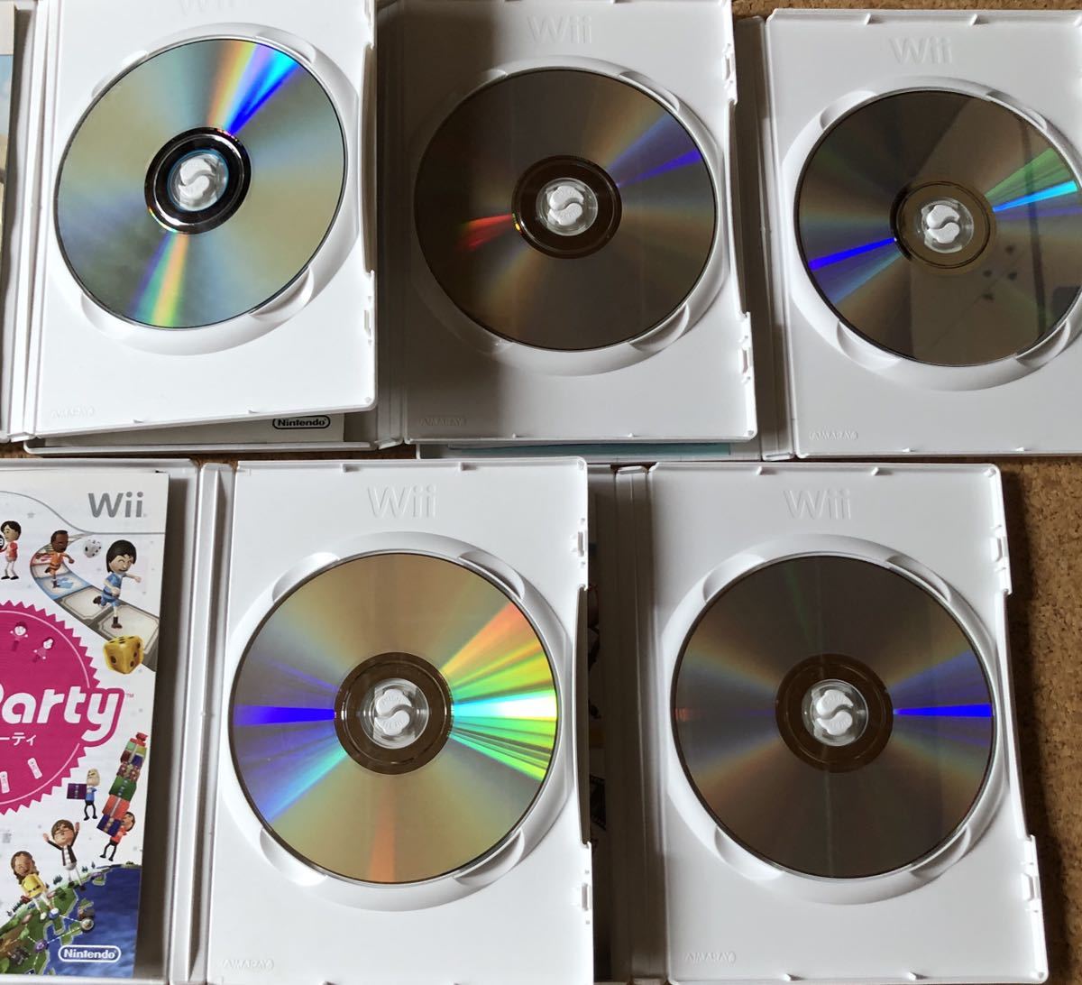 Wiiスポーツ スポーツリゾート パーティー パーテイーゲームボックス１００ ぼくとジムのまちキングダム Wiiソフト 多数 計5個 Wiiソフト 売買されたオークション情報 Yahooの商品情報をアーカイブ公開 オークファン Aucfan Com