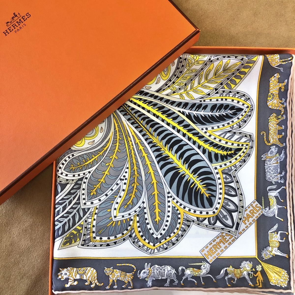 HERMÈS シルクスカーフ マハラニの庭 青紫 エルメス 未使用☆HERMES