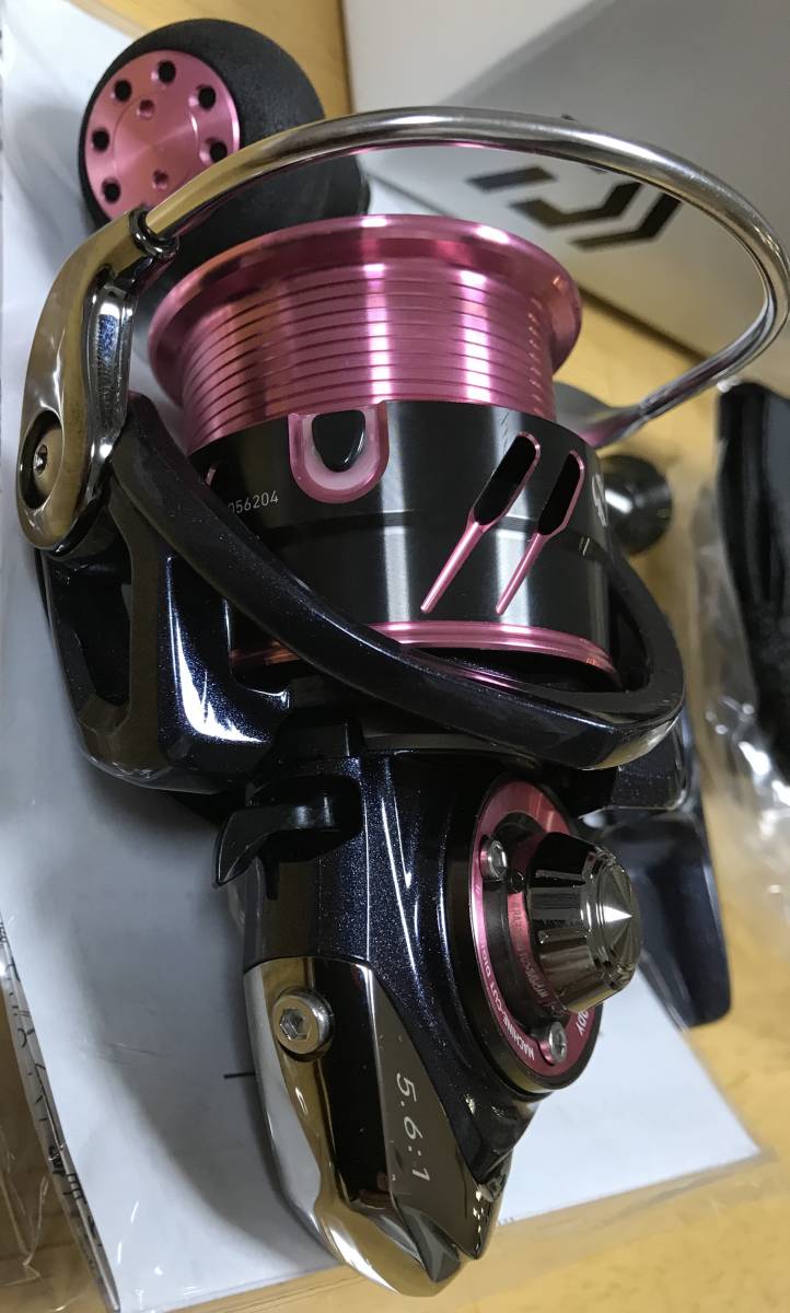 紅牙 ダイワ 2508PE-H AIR KOHGA MX スピニングリール | DAIWA air 美品｜Yahoo!フリマ（旧PayPayフリマ） コウガ 2508-PE-H Air 2508pe－hの通販 リール&frasl;スピニングリール