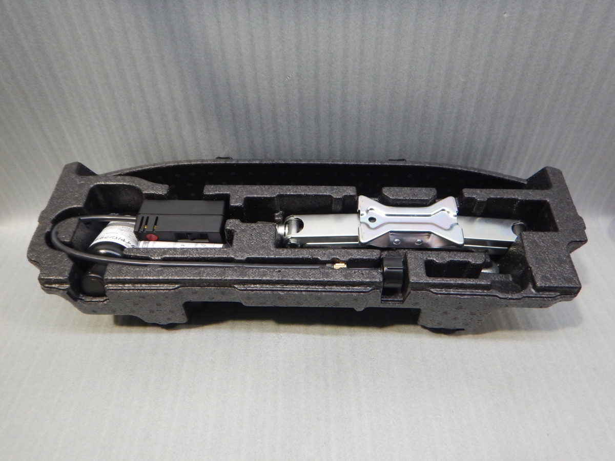  L476V23-2 N-BOX JF4 純正 車載工具セット パンク修理剤 有効期限2024/01 コンプレッサー ジャッキ(車載工具)｜売買されたオークション情報、yahooの商品情報をアーカイブ公開 - オークファン 車載工具