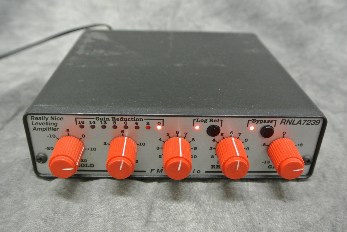 FMR Audio RNLA7239 レベリングアンプ 【公式通販】