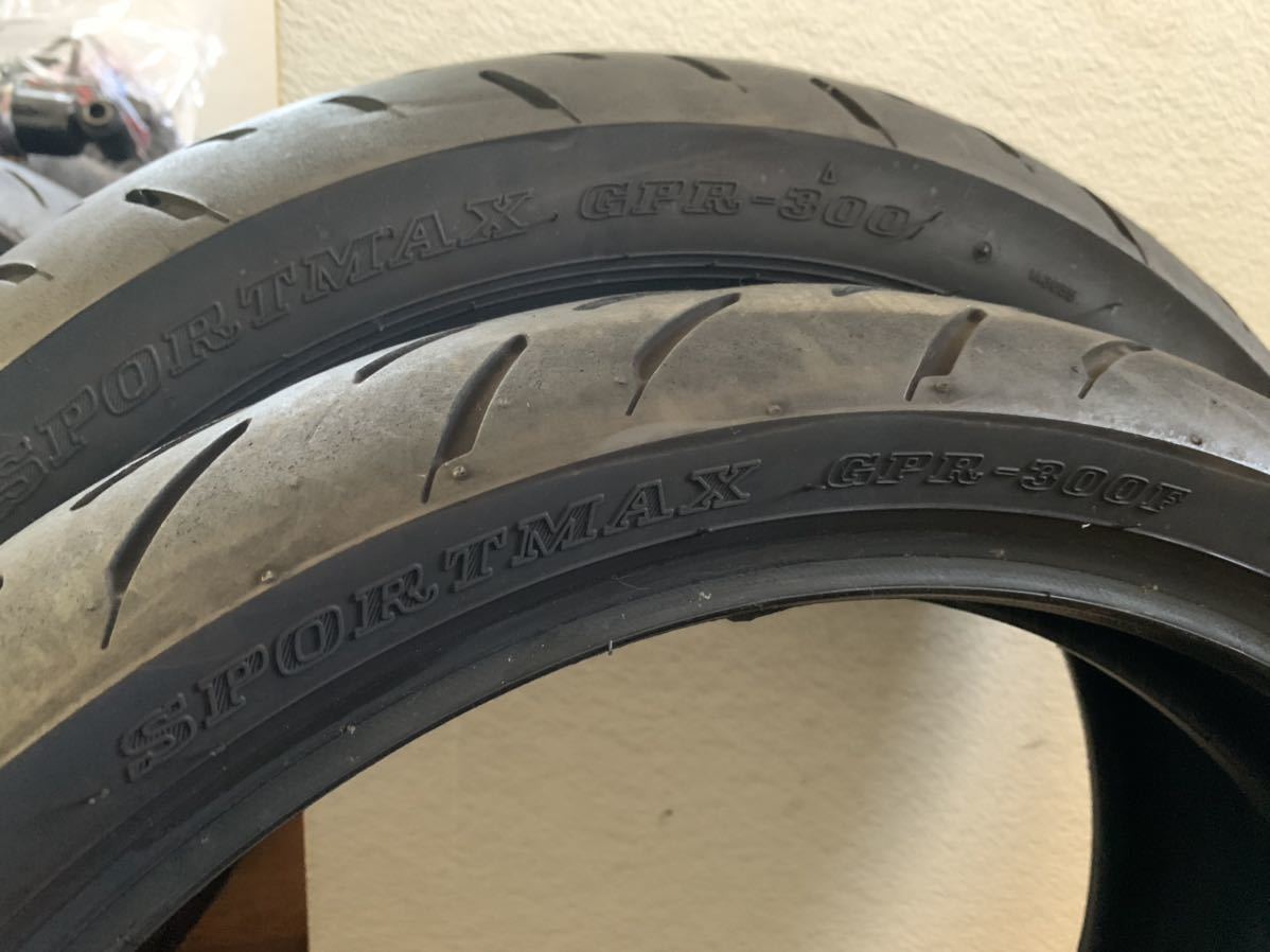 ダンロップ スポーツマックス　GPR-300 110/70R17 140/70R17 YZF-R25 検)CBR250R CBR250RR Ninja250 _1