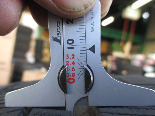 バリ溝☆アイスガード　iG50PLUS　215/60-16　4本セット☆_3