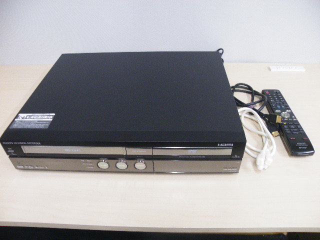 DV-ACV52 シャープ SHARP HDD搭載 DVDレコーダー VHS一体型DVD