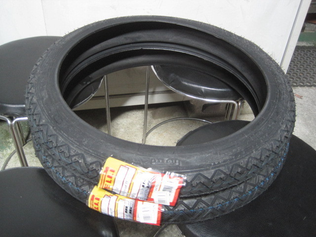 モペッド用タイヤ2本セット未使用品 ピレリ ML12 トモス用サイズ