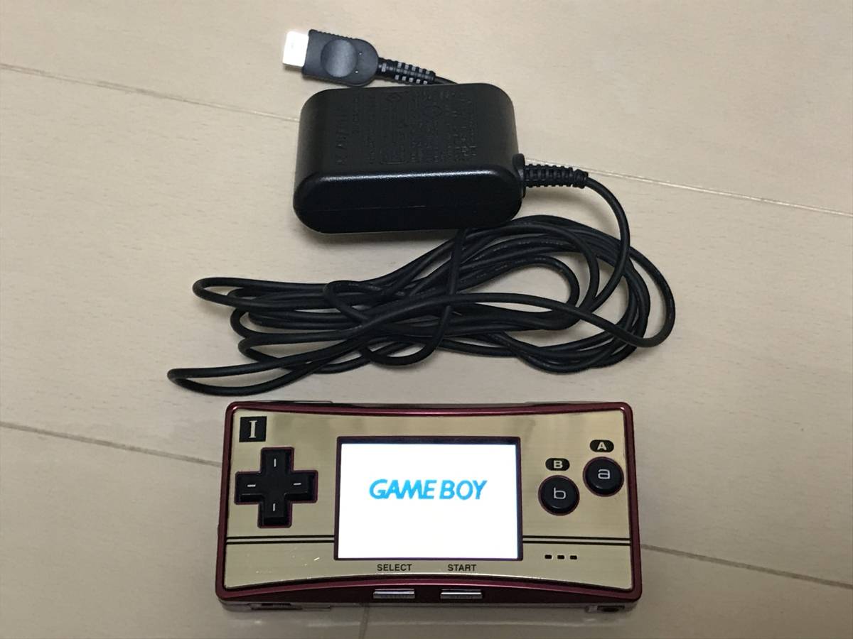 ゲームボーイミクロ メーカー生産 (ファミコンバージョン) カラー ファミコン レトロゲーム)ゲームボーイミクロ[ファミコンカラー]を買いました ニンテンドー★ゲームボーイミクロ★GAME BOY micro★FCカラー★充電器付き