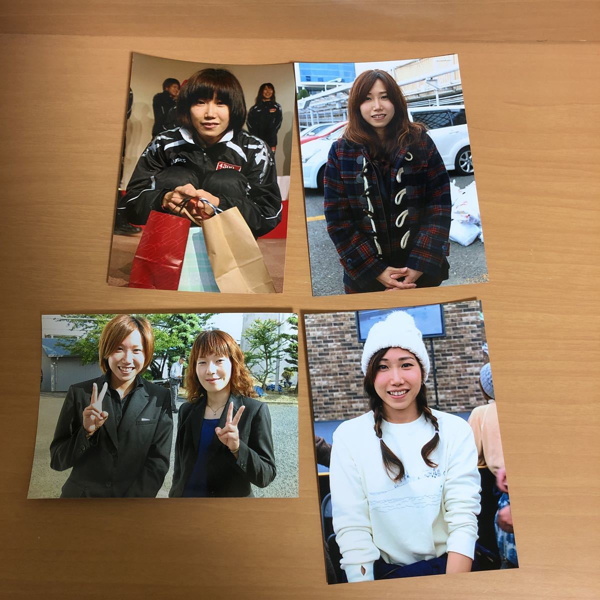 ボートレース女子レーサー 加藤 綾 選手 サイン色紙 競艇 売買されたオークション情報 Yahooの商品情報をアーカイブ公開 オークファン Aucfan Com