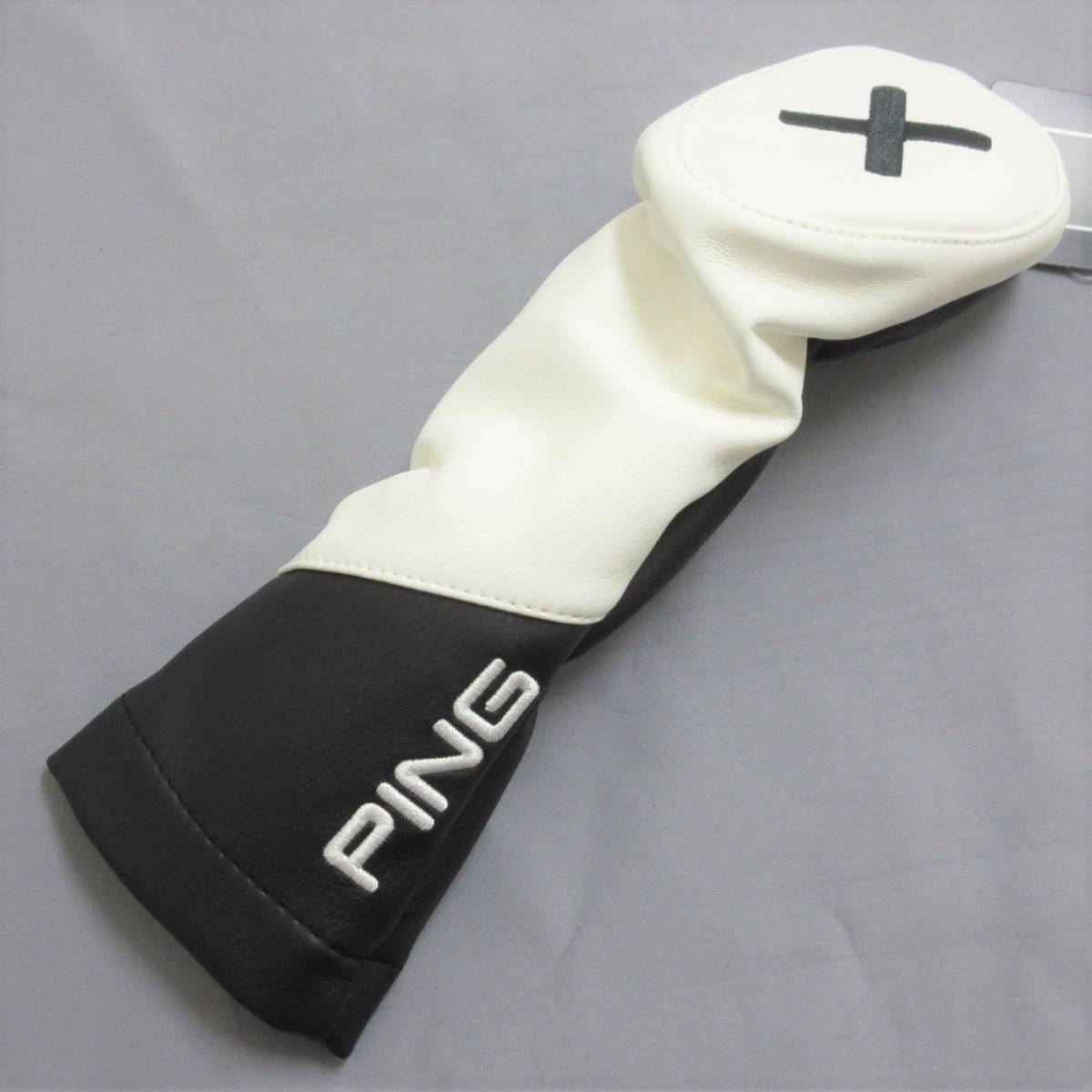  PING コア ハイブリッド用 &times; ヘッドカバー ホワイト&times;ブラック ピン Core Headcover 34680-01 ユーティリティ シンプル ポリウレタン(その他)｜売買されたオークション情報、yahooの商品情報を ヘッドカバー